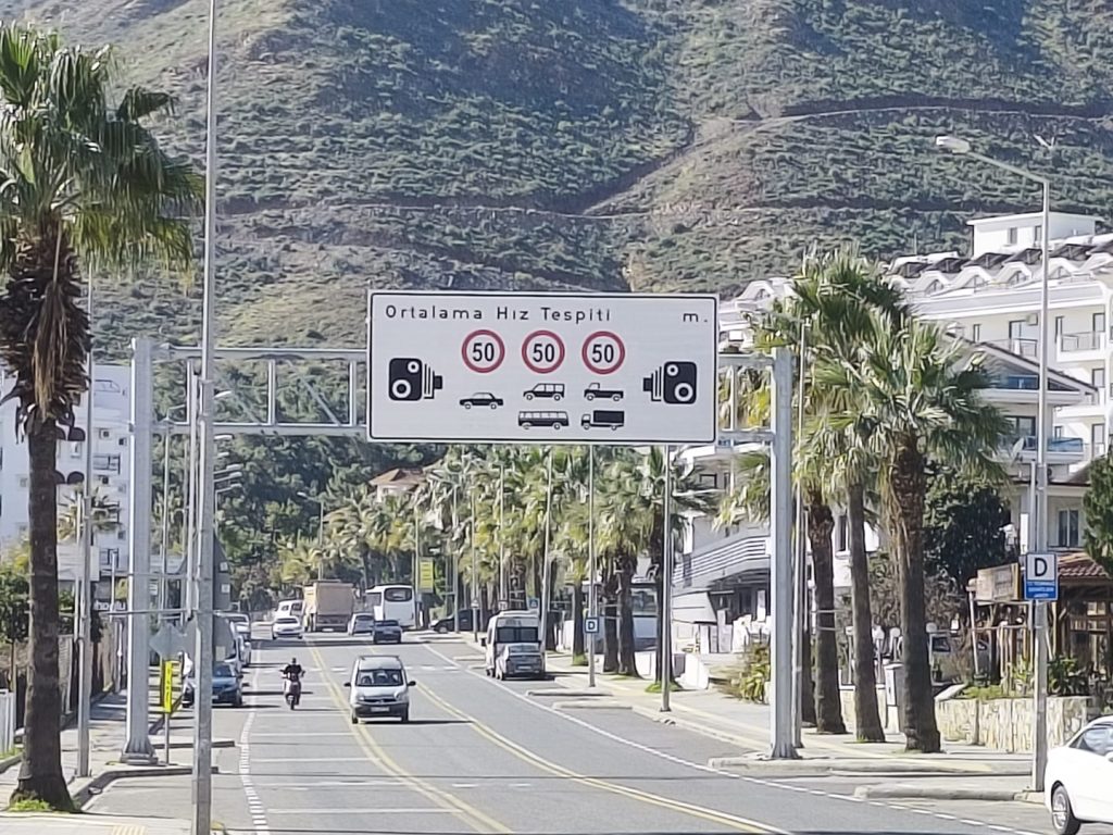 MARMARİS İÇMELER KARAYOLUNA ‘ELEKTRONİK DENETLEME SİSTEMİ’ KURULDU