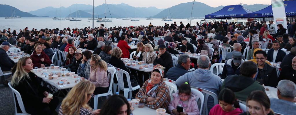 BELEDİYEDEN ‘HALK İFTARI’