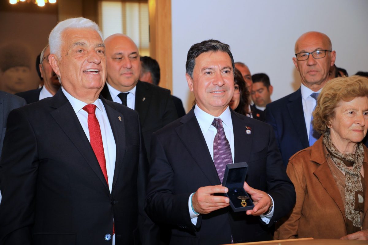 Başkan Aras, Görevi Devraldı