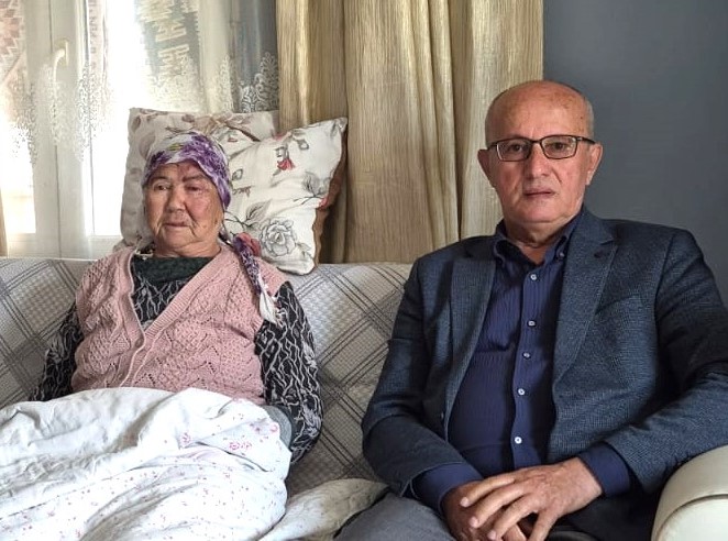 AK PARTİ MARMARİS’TEN YAŞLILAR HAFTASI’NDA ANLAMLI ZİYARET