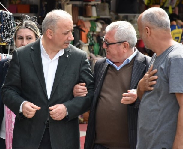 KADEM METE MARMARİS’TE SEÇİM ÇALIŞMALARINI SÜRDÜRDÜ