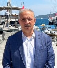 METE: CESARETİN VARSA MARMARİSE GEL MARİNA ESNAFINI ZİYARET ET