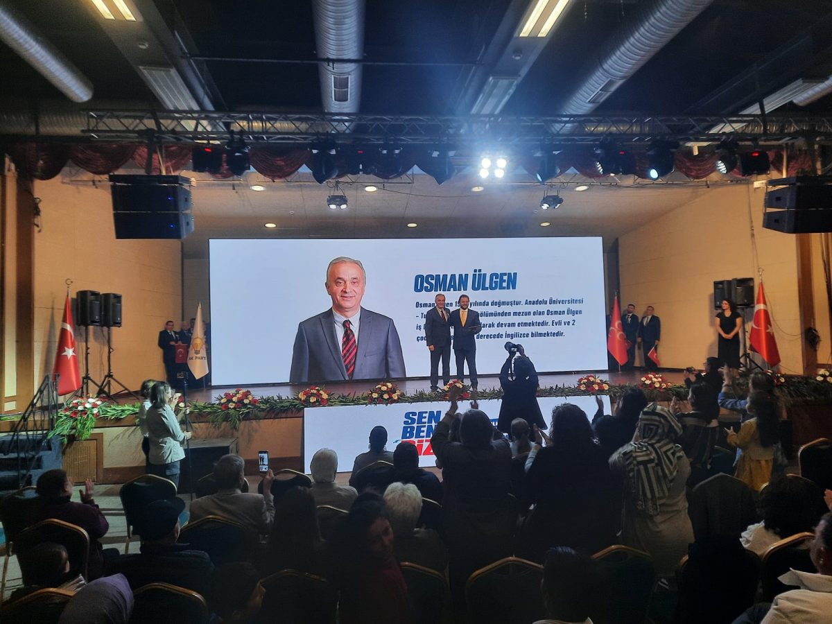 Serkan Yazıcı, Belediye Meclis Üyelerini tanıttı“MARMARİS’TE YEPYENİ BİR HİKÂYE YAZACAĞIZ”