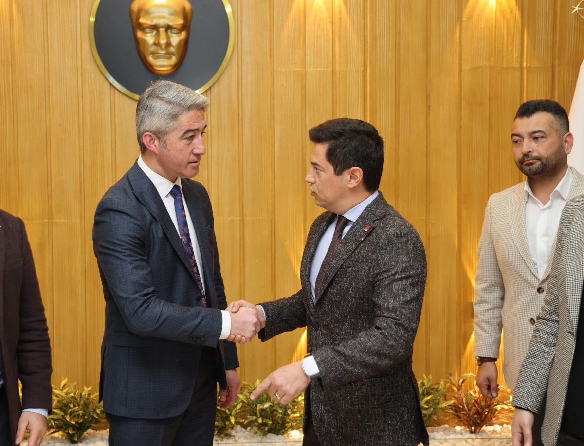 ACAR ÜNLÜ’DEN BAŞKAN OKTAY’A ZİYARET