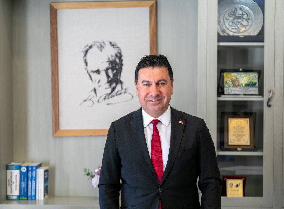 Ahmet Aras:“Anketlerde çok öndeyiz”