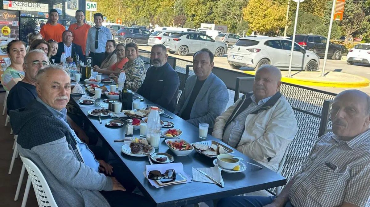 KÖFTECİ YUSUF’A DESTEK SÜRÜYOR