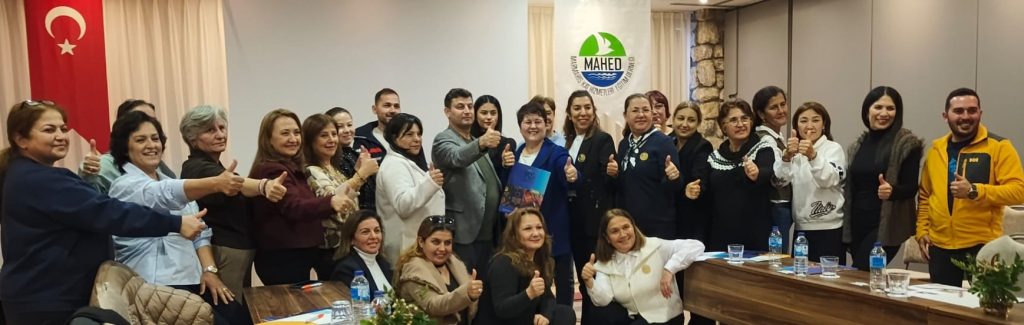 TURİZMDE PERSONEL SIKINTISI YABANCI PERSONELLE GİDERİLİYOR