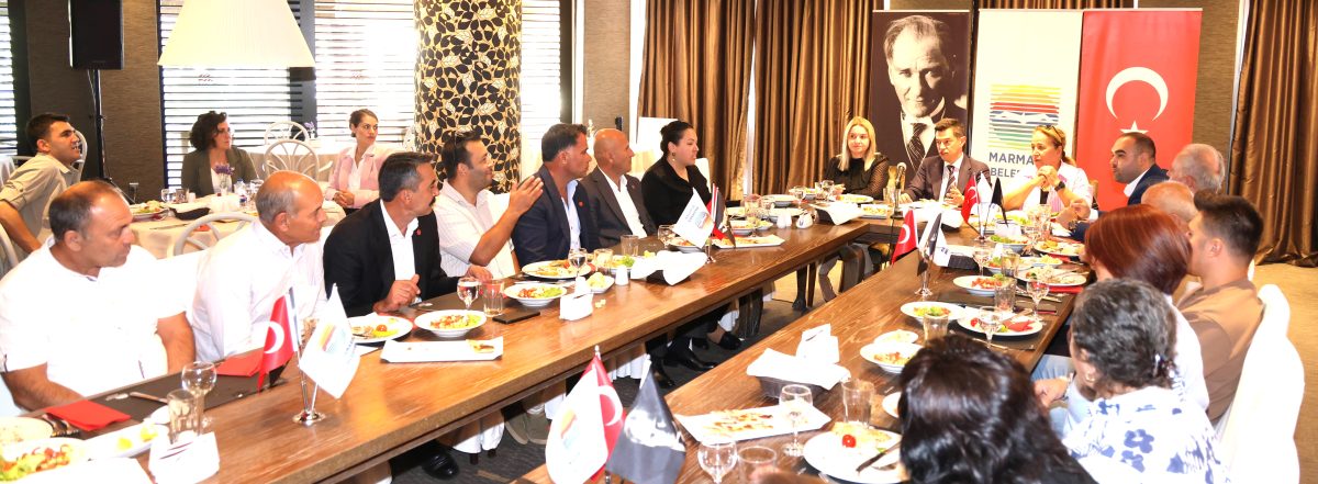 ACAR ÜNLÜ: EN ÖNEMLİ YOL GÖSTERİCİMİZ SİZLERSİNİZ