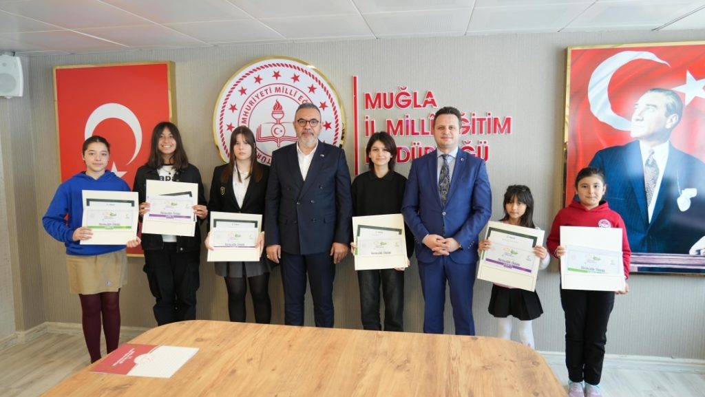 SAĞLIKLI NESİL SAĞLIKLI GELECEK YETENEK YARIŞMASININ İL BİRİNCİLERİ ÖDÜLLENDİRİLDİ