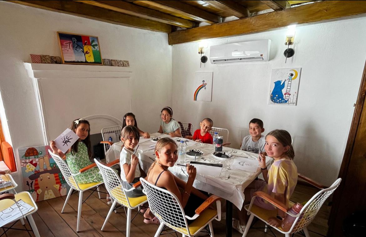 Sosyal Hizmet Atölyeleri Sosyalleşme ve Yetenek Gelişimine Katkı Sağlıyor