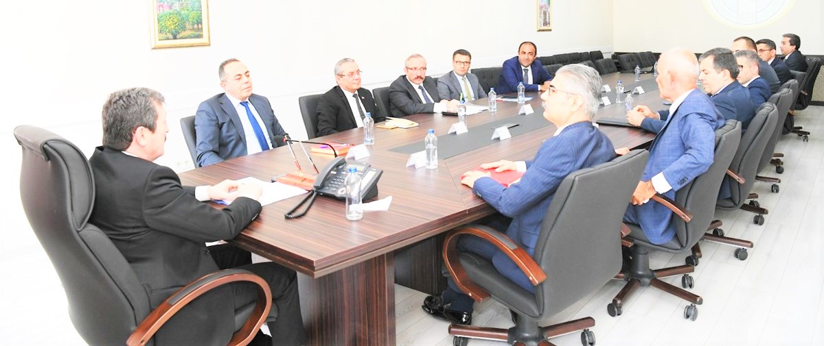 ‘TURİZM TEDBİRLERİ TOPLANTISI’ VALİ TAVLI BAŞKANLIĞINDA YAPILDI