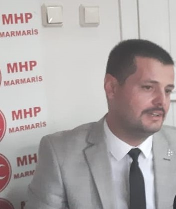 MHP YENİ YÖNETİMİNİ TANITTI