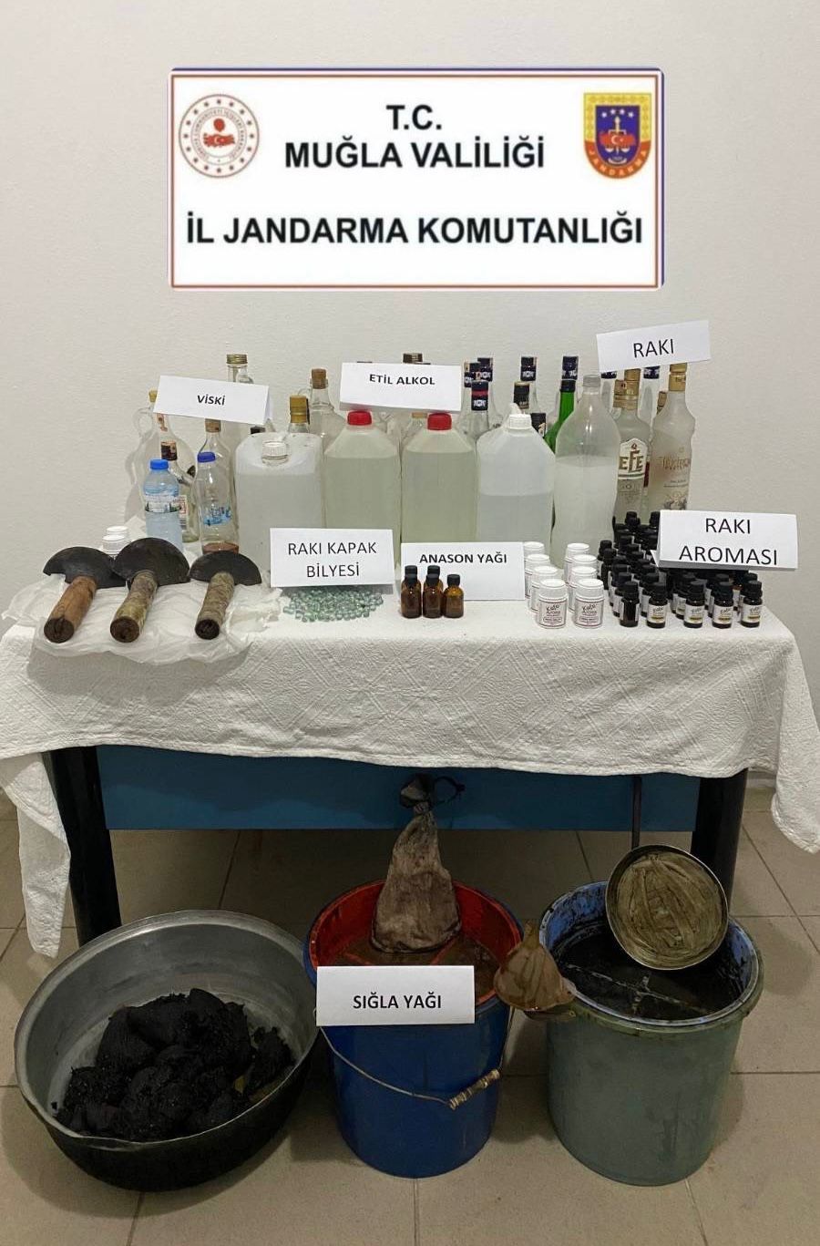 KAÇAK ALKOL ELE GEÇİRİLDİ