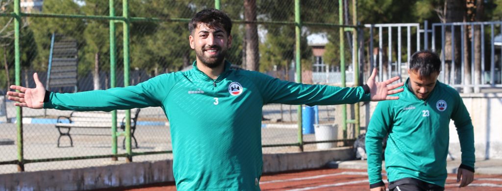 GELECEKTE İSMİNDEN SÖZ ETTİRECEK BİR YILDIZ:  İSMAİL FIRAT TAMRİS