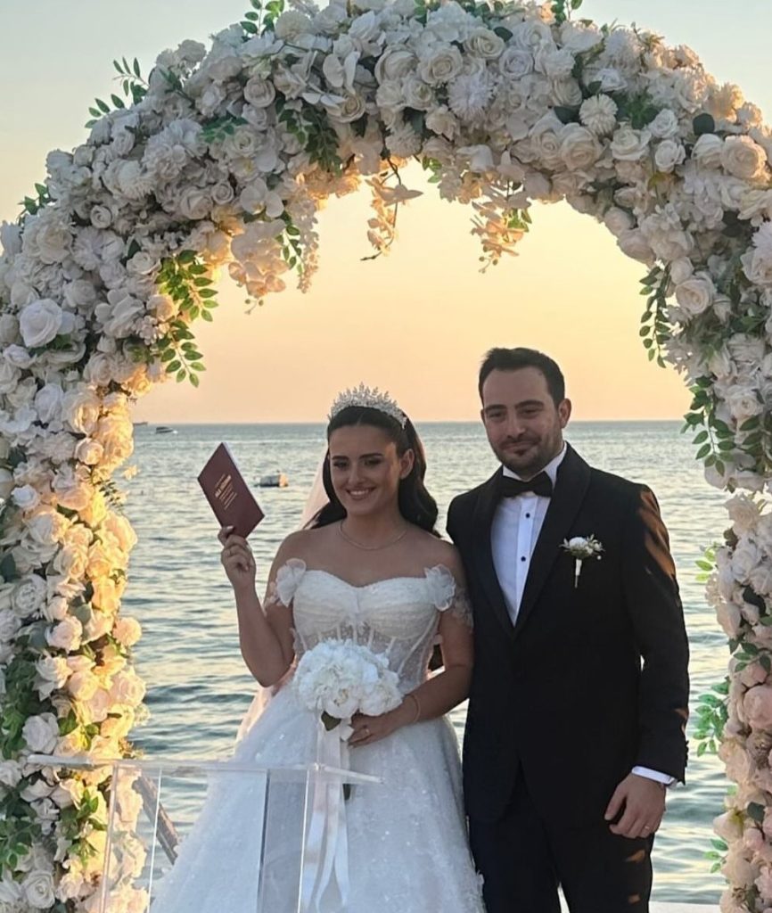 Hilal ve Berk, hayatlarının en güzel “Evet”ini söyledi