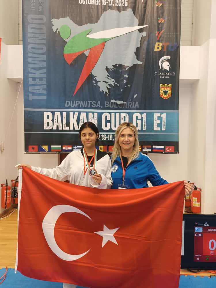 BÜYÜKŞEHİR SPORCUSU ZEYNEP DURMAZ’A BALKAN CUP’TA BRONZ MADALYA
