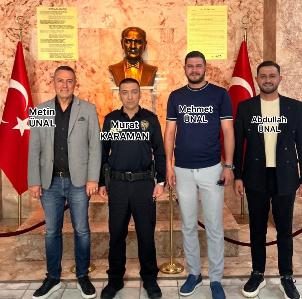 ÜNAL AİLESİ’NDEN EMNİYET MÜDÜRÜ KAHRAMAN’A ‘HAYIRLI OLSUN’ ZİYARETİ