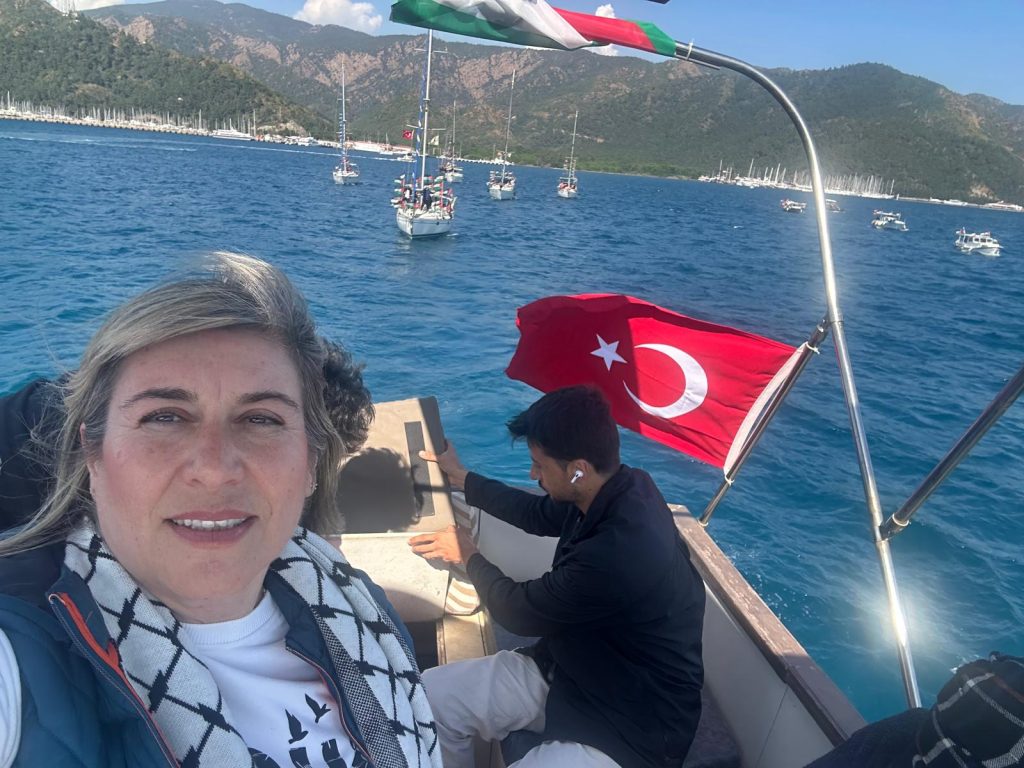 MARMARİS’TEN DESTEK İÇİN10 TEKNE AKDENİZ’E AÇILDI