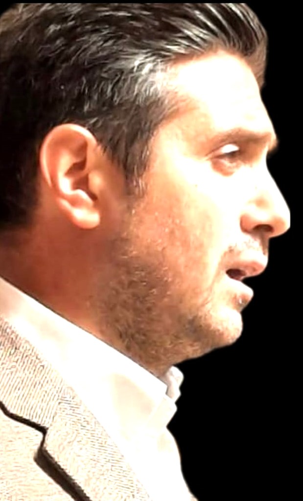 Muzaffer Aravi: “Onlar konuşur, Ak Parti yapar”