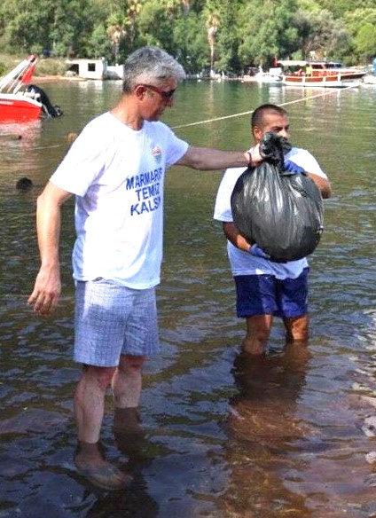 Temizliğe, gündüz ve gece 7/24 devam